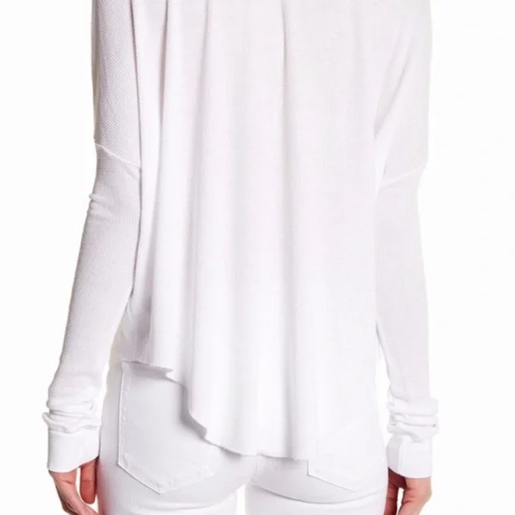 NWOT Wildfox Thermal 🤍 - Picture 2 of 6